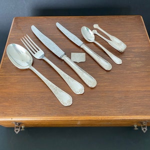 Goldsmith FRIONNET FRANCOIS Ménagère complete 63 pieces, Silver plated cutlery Louis XV style, Ménagère for 12 persons silver plated