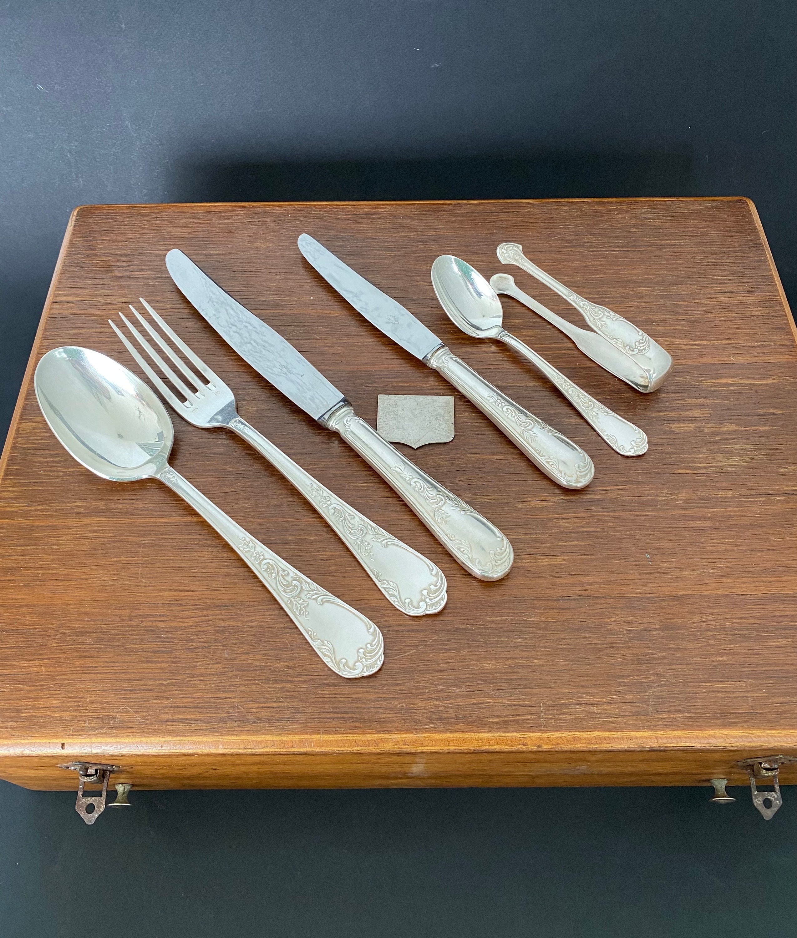 Goldsmith FRIONNET FRANCOIS Ménagère complete 63 pieces, Silver plated cutlery Louis XV style, Ménagère for 12 persons silver plated