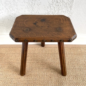 French tripod stool in solid wood, Brutalist style, Solid wood saddle, Vintage MID -Century, XX century,