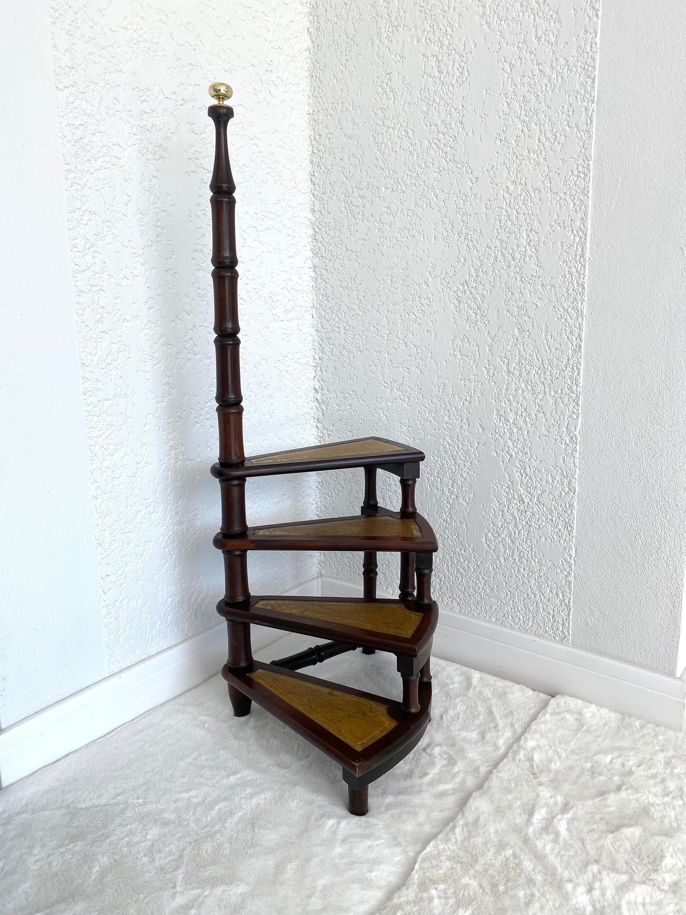 Mid Century France Petit Escalier/ Escabeau Circulaire De Bibliothéque En Bois Massif Et Cuir À 4 Marches, Meuble Décoratif Bibliothèque
