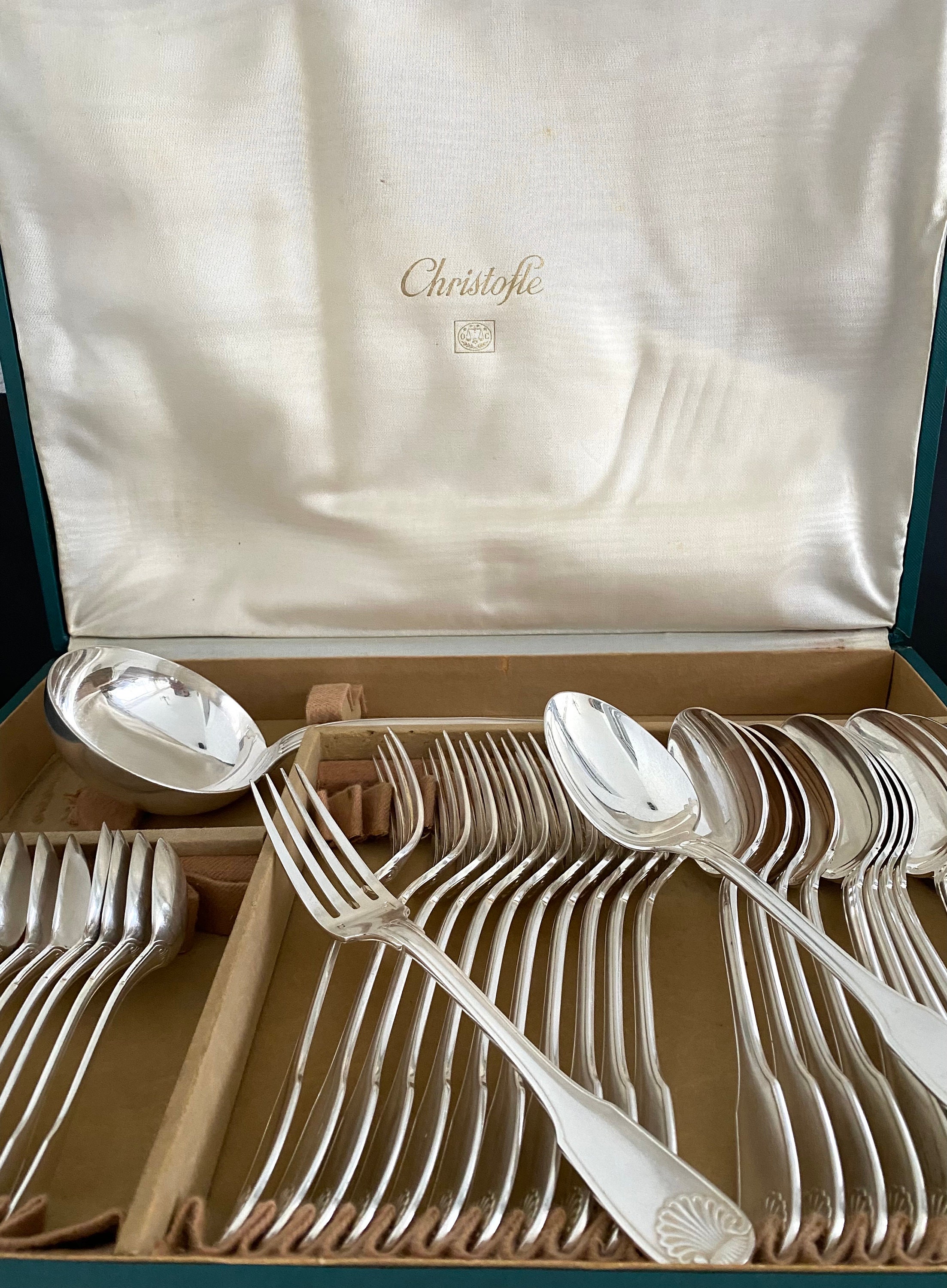 Christofle Perles Flatware Set for 12 People (75 Pieces) Silverplated