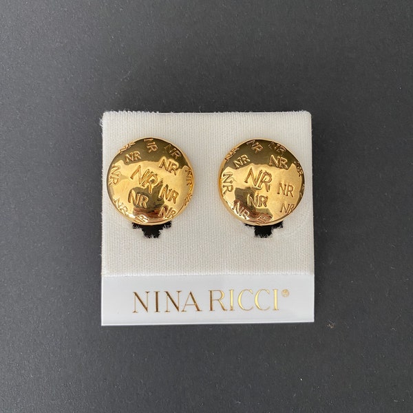 NINA RICCI Boucles d'oreille clip dorés vintage, Boucles d'oreille  monogrammé vintage, Nina Ricci bijoux vintage, Bijoux de créateur signés