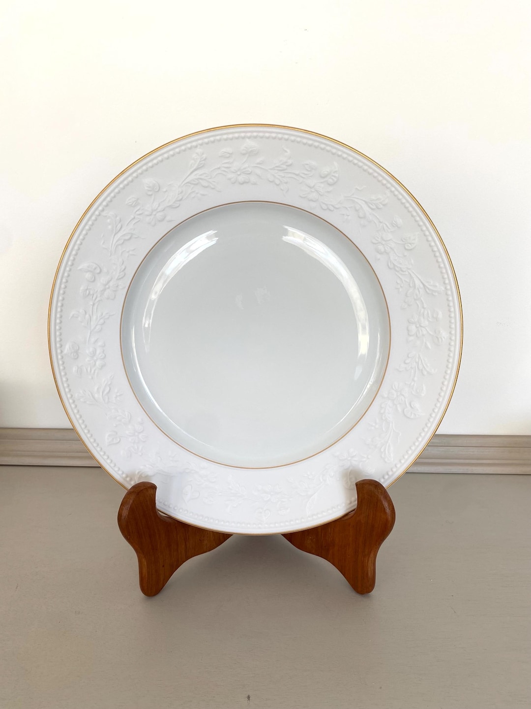 Coquet service d'Assiette à diner en porcelaine française de
