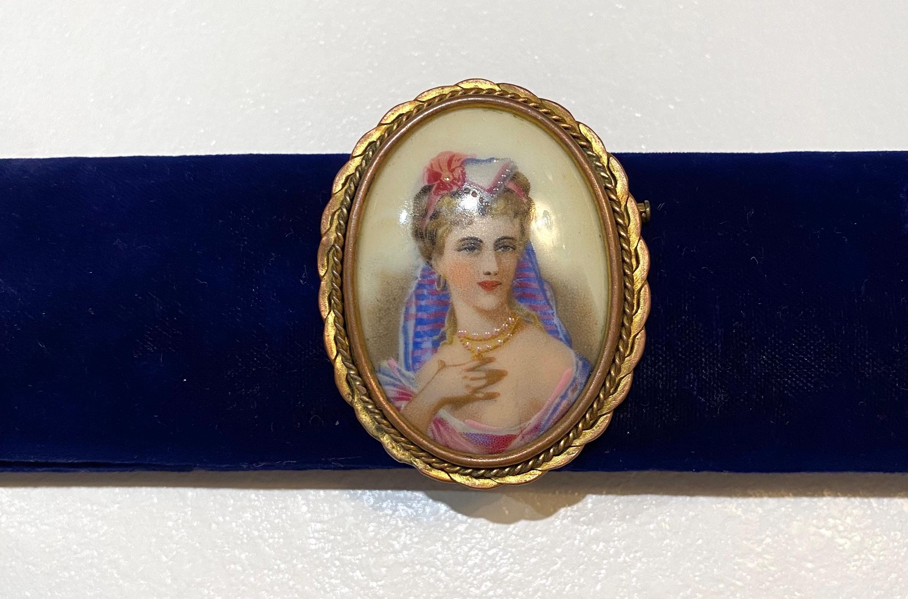 Broche Vintage Porcelaine Et Métal - Scène Champêtre Multicolore (occasion)
