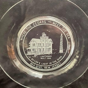 Customizable Glass Plate with Engraving
