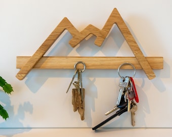 Sleutelhouder met bergmotief, sleutelrek, sleutelmagneet, bergen, eikenhout, magnetisch cadeau, housewarmingcadeau