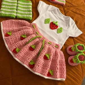 strawberry shortcake crochet dress Strawberry shortcake crochet baby outfit 