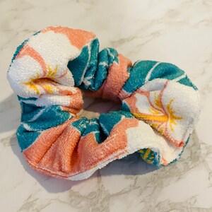 Floral Hawaiian Print Microfiber Towel Scrunchie