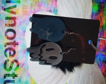 Droopy smiley oorbellen