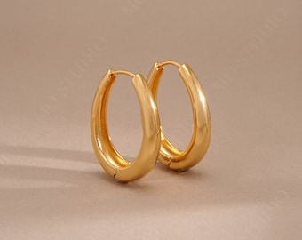 Chunky Gold Oval Hoop Earrings, 18k Gold  Large Hoop Earrings, Oval Hoops, Small Gold Statement Hoop Earrings, Minimalist Bold Chic Hoops