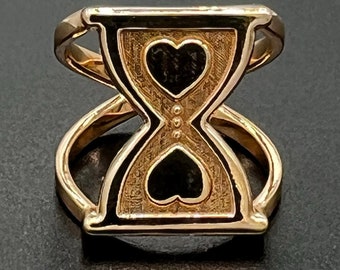 Hour Glass Hearts Ring (Digital Download) for 3D Printing