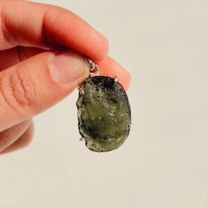 Certified Moldavite Silver Pendant Necklace, Moldavite Necklace, Natural Moldavite Crystal Necklace, Healing Crystal Pendant