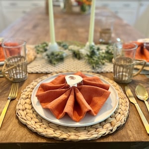 Set of 2 100% Natural Hyacinth Round Placemats 13.8inches, perfect for anyone size dinner plate, woven placemats, woven charger plates