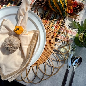 Gifturbo Faux Rattan Rustic Charger Plates, 13 Jamaica
