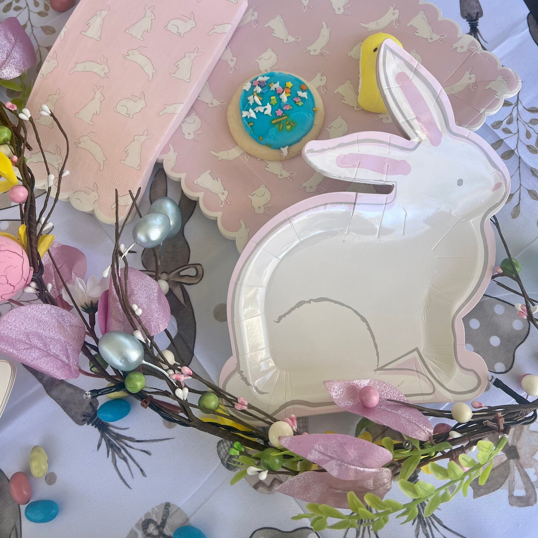 Easter Bunny Shaped Plates Easter Paper Plates Set of 8 Easter Party Decor 1st Birthday Decor 1st Birthday Plates Bunny
