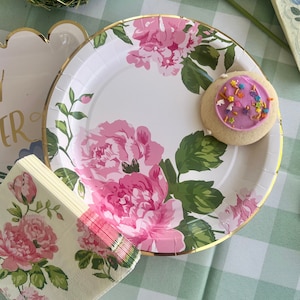 Pink Floral Party Plates - Set of 8 - 9&quot; Garden Flowers Bridal Shower Baby Shower Paper Plates - Cake Reception Luncheon Dinner - Easter