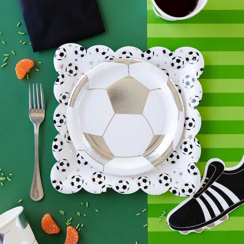momentandco Soccer Cleat Paper Napkins - Thumbnail 2