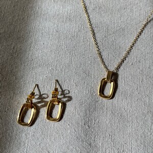 Gold Rectangle Charm Necklace, 18K Gold Filled Pendant Necklace, Gold ...