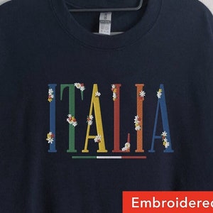 Italy Sweatshirt - Travel crewneck, Italia Trendy Pullover, Embroidered Sweatshirt