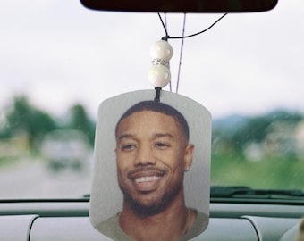 Michael B Jordan carro fresco