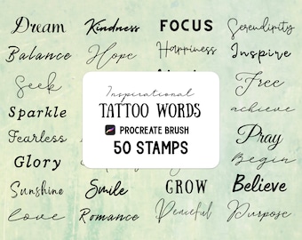 Op de afbeelding: Een set van 50 inspirerende tatoeage woorden voor het Procreate penseel. De woorden zijn in zwart en wit en zijn gerangschikt in een rasterpatroon. De woorden omvatten "Dream", "Kindness", "Focus", "Serendipity", "Balance", "Hope", "Happiness", "Inspire", "Seek", "Sparkle", "Fearless", "Glory", "Sunshine", "Smile", "Grow", "Believe", "Love", "Romance", "Peaceful" en "Purpose".