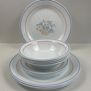Corelle Country Cornflower Dinner Plates, Salad Plates, Cereal Bowls - Discontinued / Retired Pattern - Vintage Corning