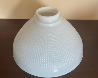 Pantalla de lámpara vintage de vidrio opalino blanco Corning con patrón de gofre, reflector tipo antorcha, globo 824160