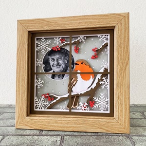 Personaliseer Robin Memorial Shadow Box SVG / Robin At Window Shadow Box / 3D Robin Christmas Memorial / Voor Cricut Project / Voor Silhouette