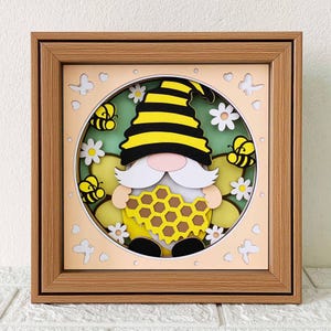 Gnomo Abeja 3D Caja de Sombra SVG, Proyecto de Manualidades de Verano con Cartulina (Descarga Digital)