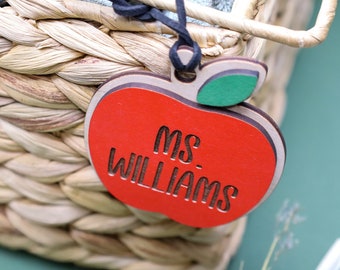 Apple Teacher Name tag, Teacher Gift Tag, Educator Gift, Teacher's day gift, Teacher Appreciation, Gift for teachers, Gift from students