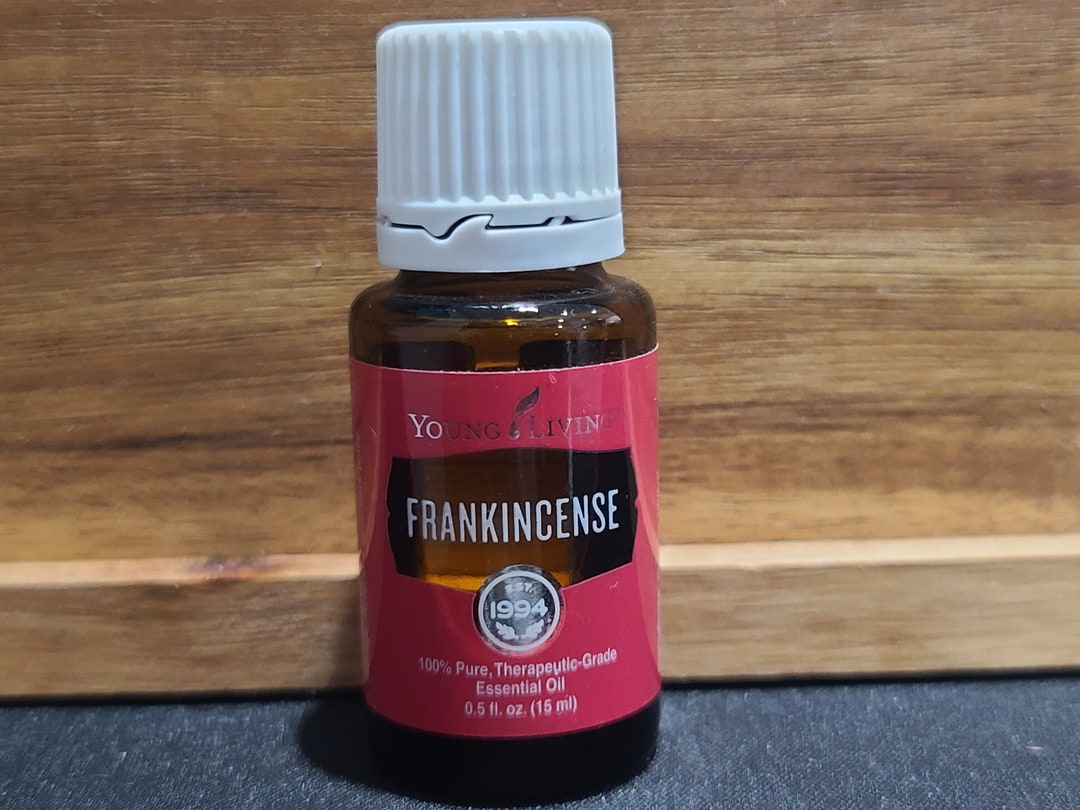 Amazon.com: Frankincense Essential Oil 15ml by Young Living