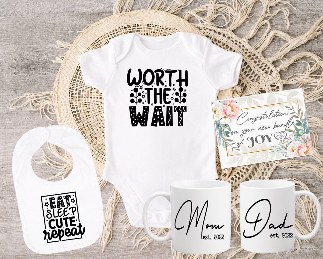 Pregnancy Gift Set Est 2022-new Parents Gifts-mommy and Daddy Est 2023 Mug  Set Baby Girl Gift Box Gift Set for New and Expecting Parents 