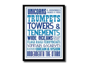 Peut inclure: Une affiche encadrée avec un bord noir, présentant du texte bleu. Le texte comprend des mots tels que "Unicorns", "Trumpets", "Towers" et "Tenements". Les mots sont disposés verticalement.