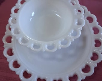 Juego de dos piezas de vidrio opalino - Vintage - Plato y cuenco grandes para servir - Borde estilo encaje - Vintage - Envío gratis
