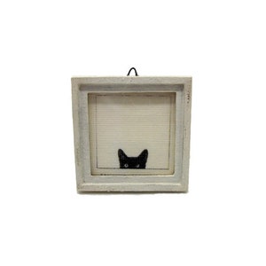 Puppenhaus-Miniaturbild „Schwarze Katze“ im Shabby-Chic-Stil mit Holzrahmen – Maßstab 1:12