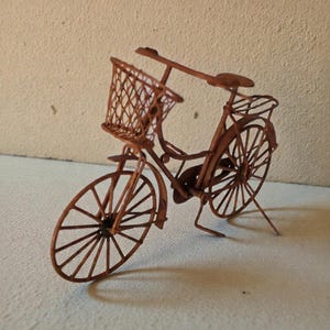 Rare Panier Ancien En étain Pour Maison De Poupée - Fabrication Allemande - Collectionneur
