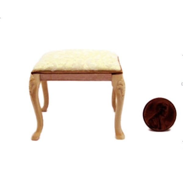 Miniature dollhouse furniture stool undecorated - code VMJ 1133