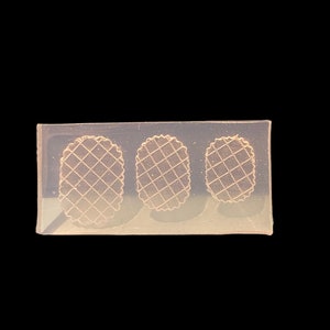 Dollhouse miniature waffles silicone mold - 1/12 scale