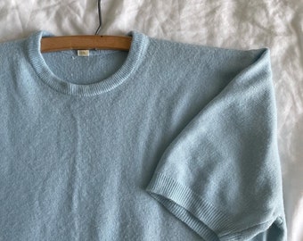 vintage blue sweater