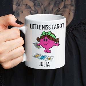Taza personalizada de Little Miss Tarot, Lector de Tarot, Regalos de Tarot, Lectura de Tarot, Regalos Espirituales, Espiritualidad, Guía de Tarot, Cumpleaños de Tarot