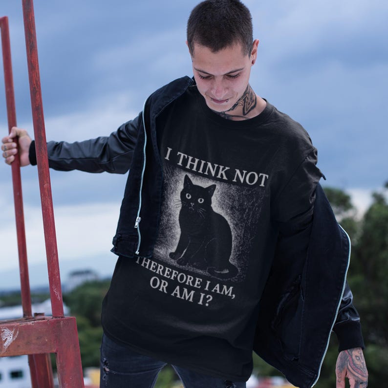 i think therefore i am tee