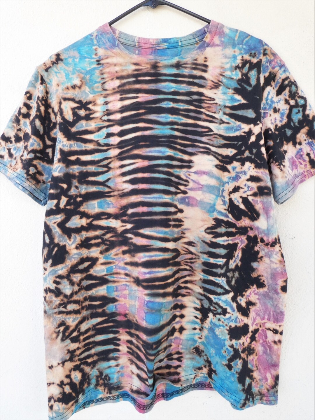 reverse tie dye t shirt