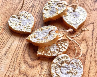 Embossed Ceramic Heart Hangers