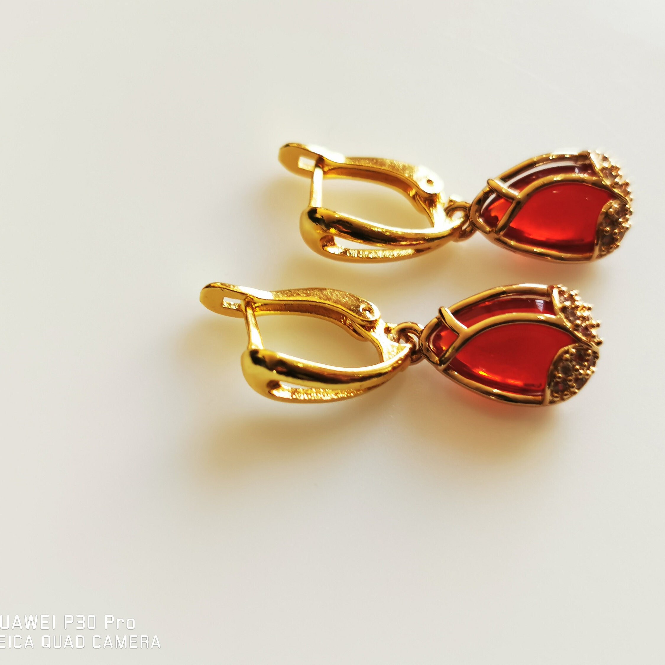 Orecchini A Corona Placcati Oro Philip Jones | 8x9 Mm | Ipoallergenici | In Sacchetto Regalo