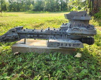 Handcrafted X-304 Daedalus Starship Model, Stargate Sg1