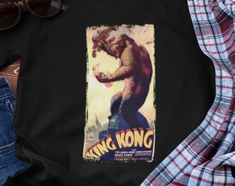 King Kong 1933 Movie Poster T-Shirt – Retro Distressed Graphic – King of the Jungle Tee – Unisex Classic Fit