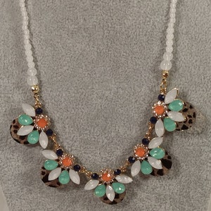 Plunder lottie deals necklace