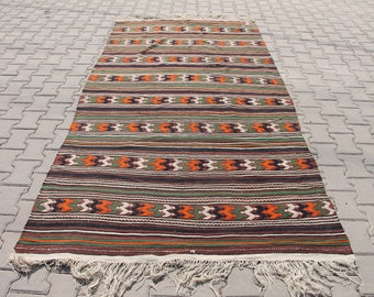 Vintage Turkish Kilim Rug, 4.8 x 9.5 ft, Handmade Wool Anatolian Rug
