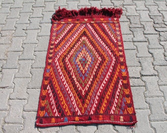 Red Southwestern Kilim, 2.6 x 3.9 ft Rug, Turkish Kilim Rug, Wool Handmade Rug, Vintage Kilim, Rustic Kilim Rug, Anatolian Rug, Old Area Rug