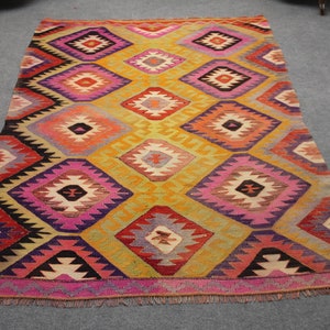 Boho Vintage Kilim, 5.5 x 8.0 ft Rug, Turkish Area Rug, Floor Rug, Pink And Orange Rug, Bohemian Home Decor, Rug For Boho Room
